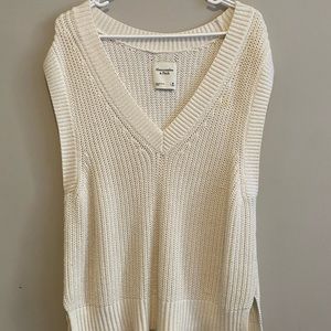 Abercrombie Oversized Cream Sweater Vest